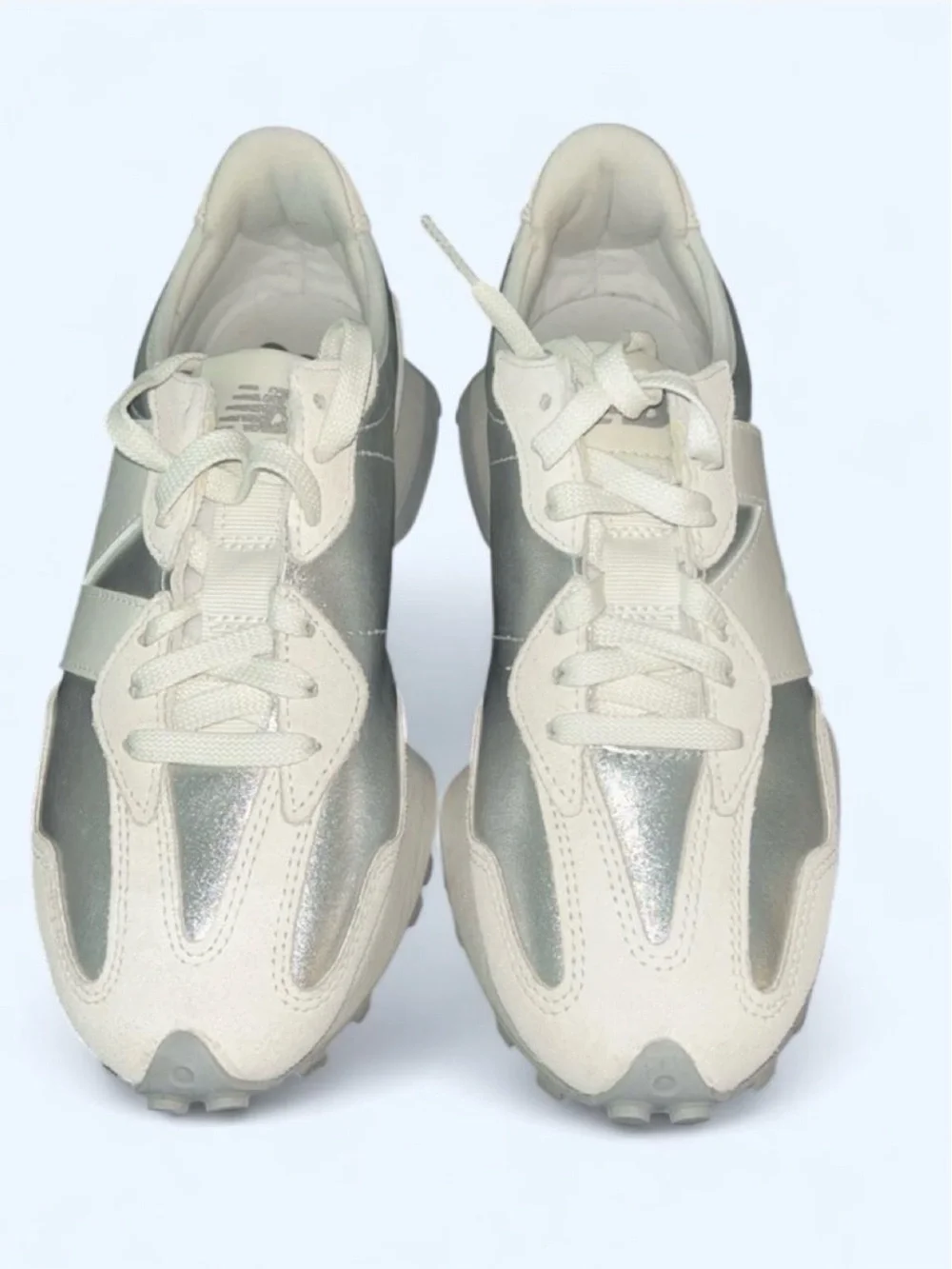 New Balance 327 - Picture 2 of 5